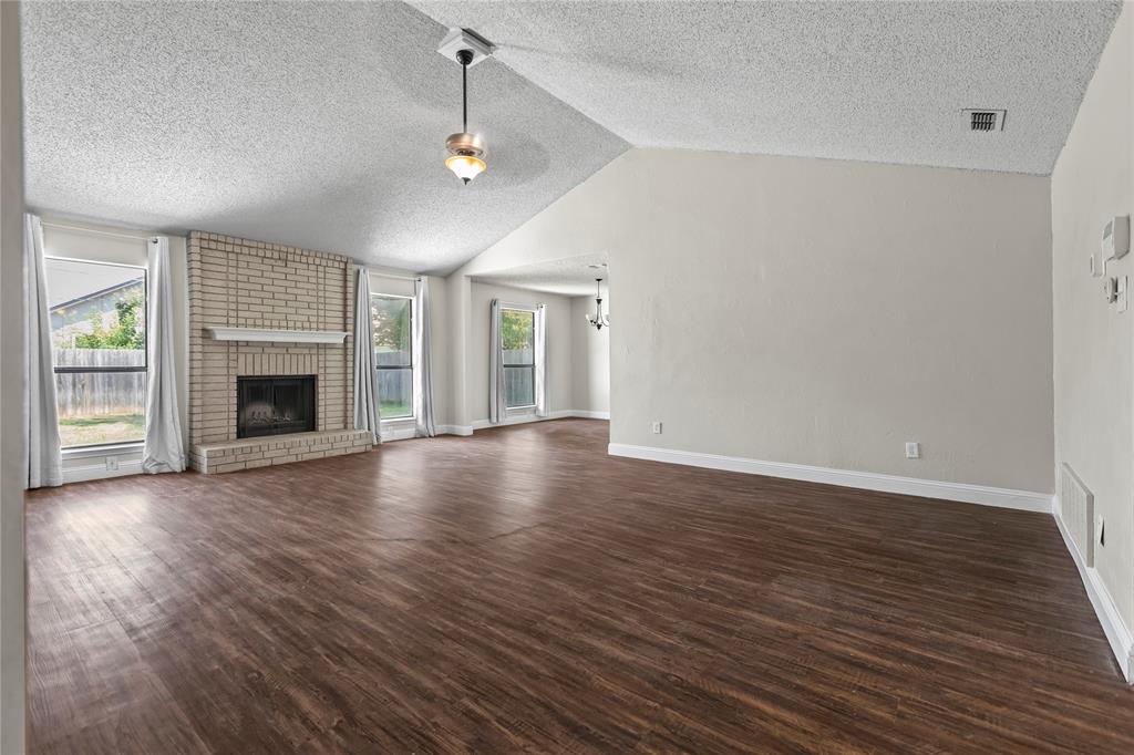 6211 Minuteman Lane