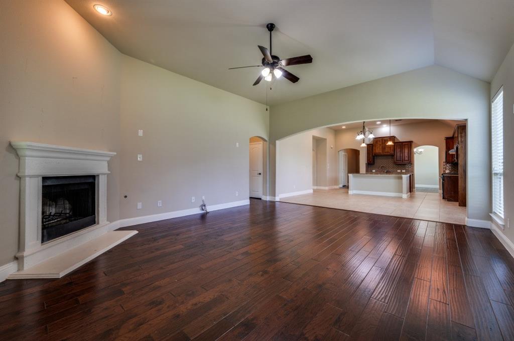 Light Farms Gcn - Residential Lease