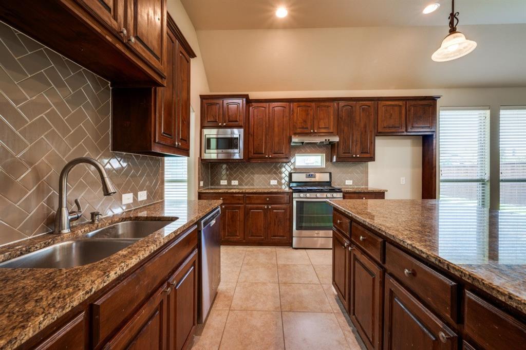 Light Farms Gcn - Residential Lease