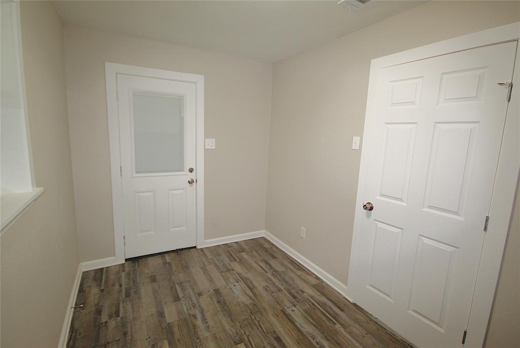 H Burleson A-6 - Residential