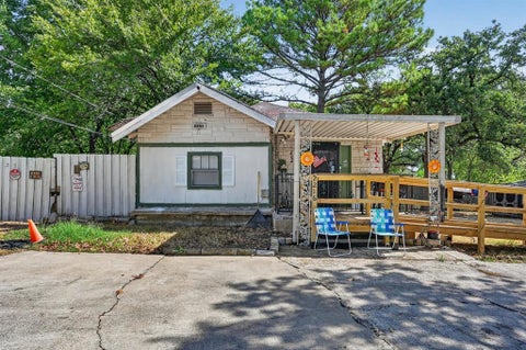 Photo of 2216 Suewood Lane, Dallas, TX 75217 (MLS # 21395732)
