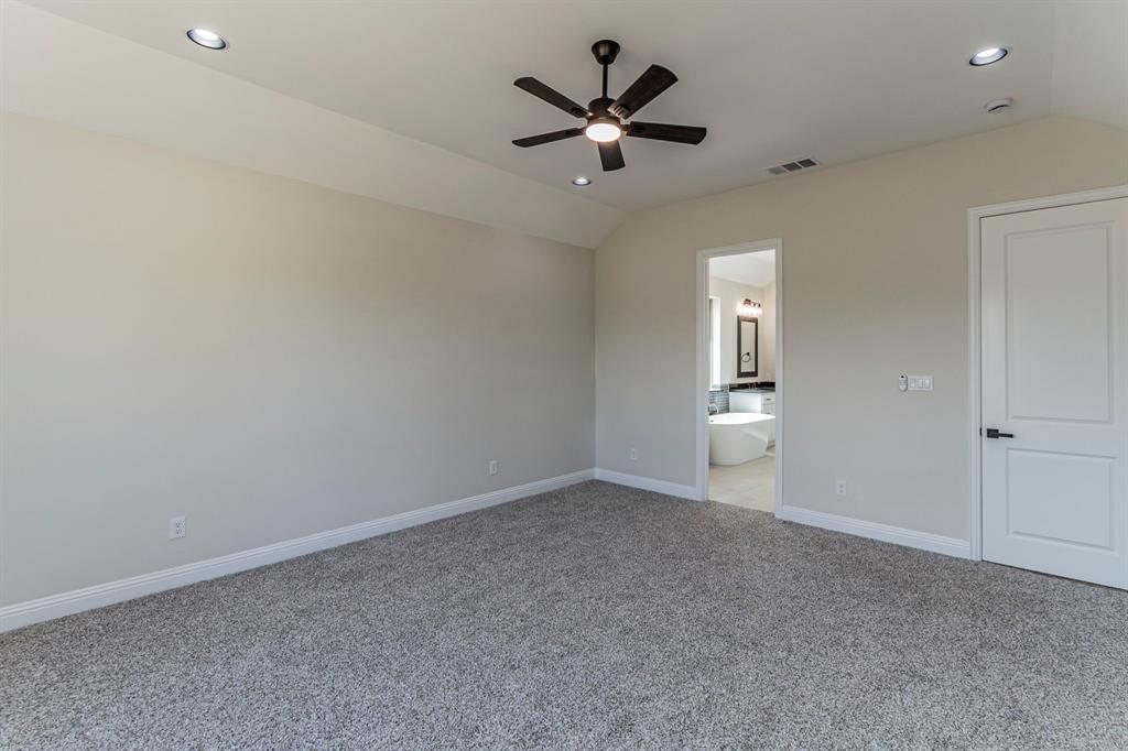 Steeplechase Country Est - Residential