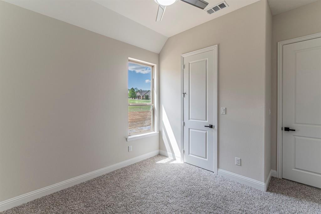 Steeplechase Country Est - Residential