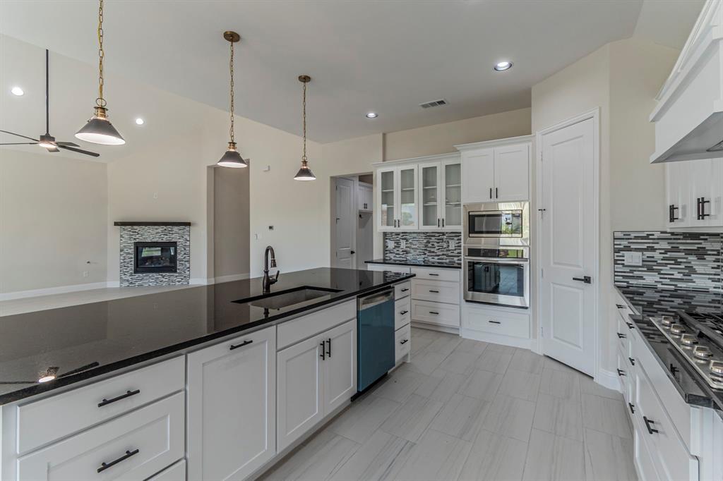 Steeplechase Country Est - Residential