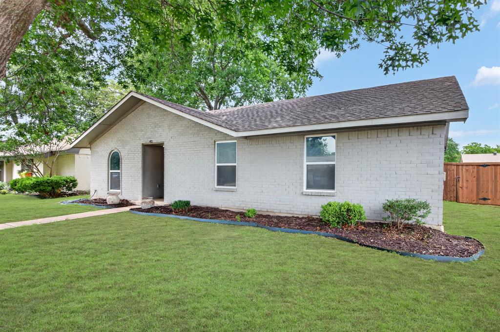 903 Grassy Glen Drive
