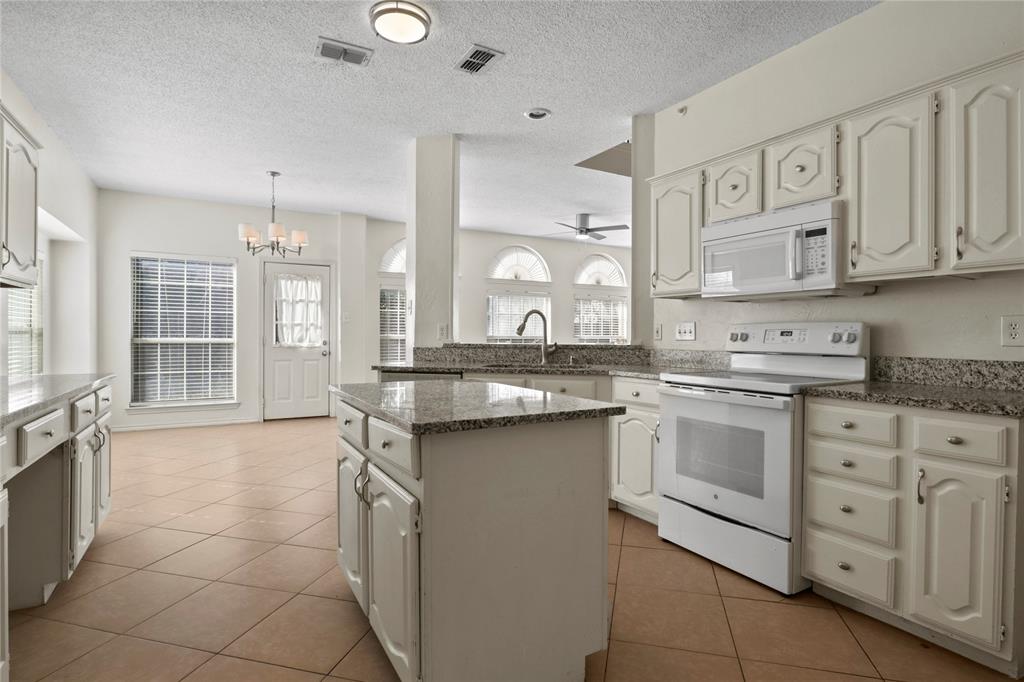 Hunters Gate - Residential Lease