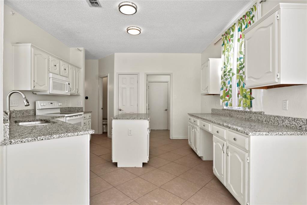 Hunters Gate - Residential Lease