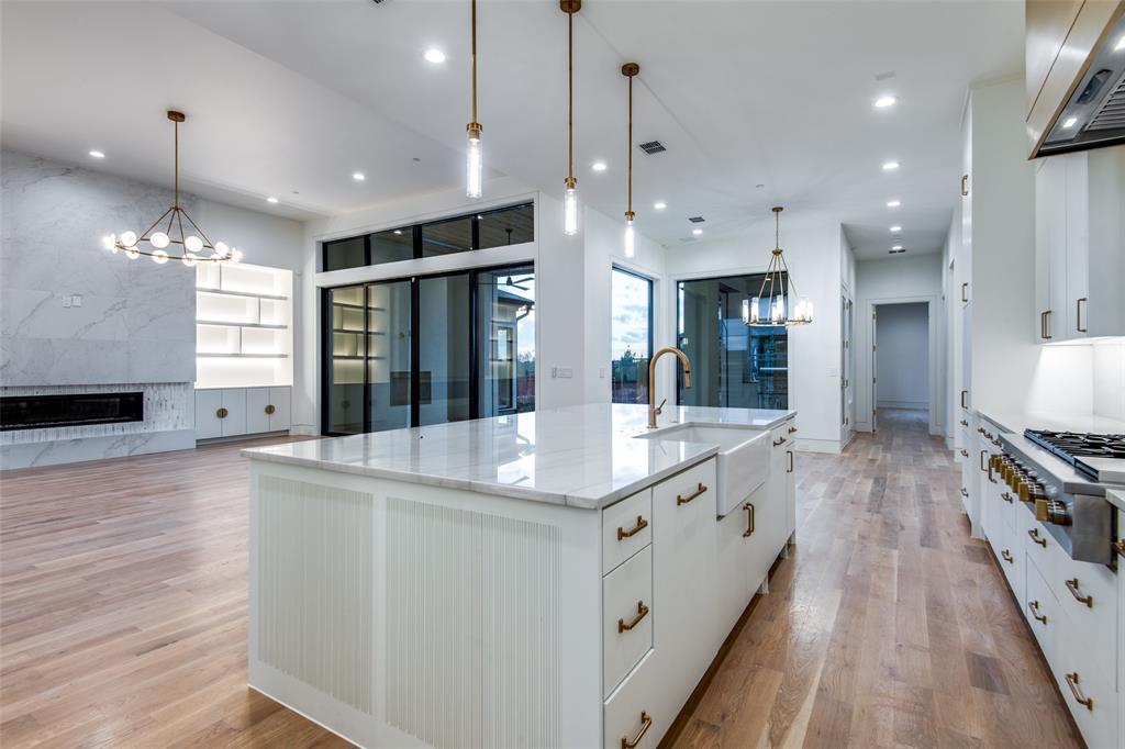 Hills of Kingswood - Residential