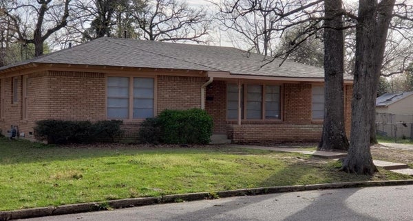 1900 HARRISON AVE, PARIS, TX 75460 - Image 073a71b097ecf29b2d62c3d06a29bd07/3339155504