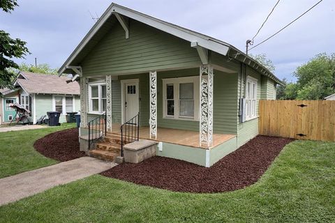 1602 Mitchell Avenue Waco TX 76708