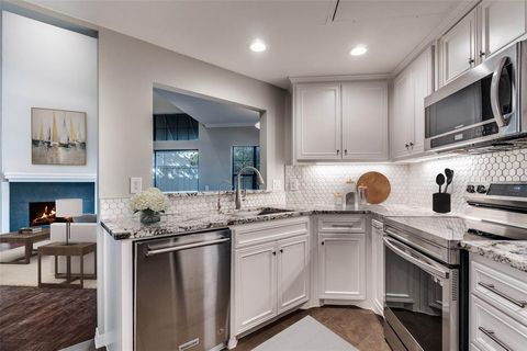 Tiny photo for 5950 Lindenshire Lane #202, Dallas, TX 75230 (MLS # 21099339)