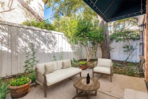 Tiny photo for 5950 Lindenshire Lane #202, Dallas, TX 75230 (MLS # 21099339)