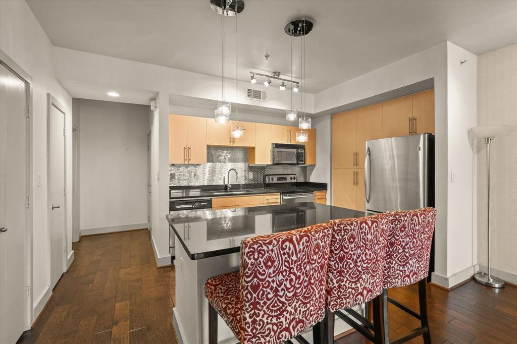 4605 Cedar Springs Road 131