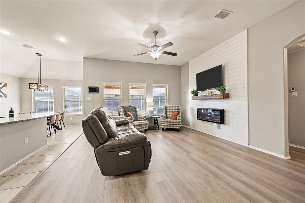 Sendera Ranch East Ph 12 - Residential