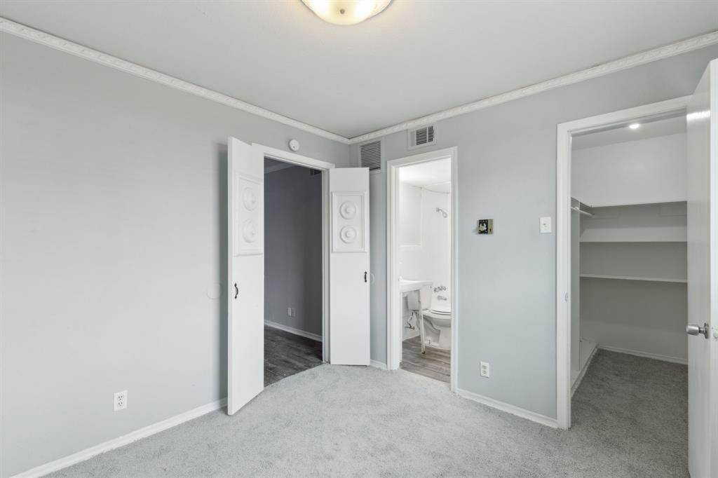 Oak Cliff Original Town Of - Residential Income