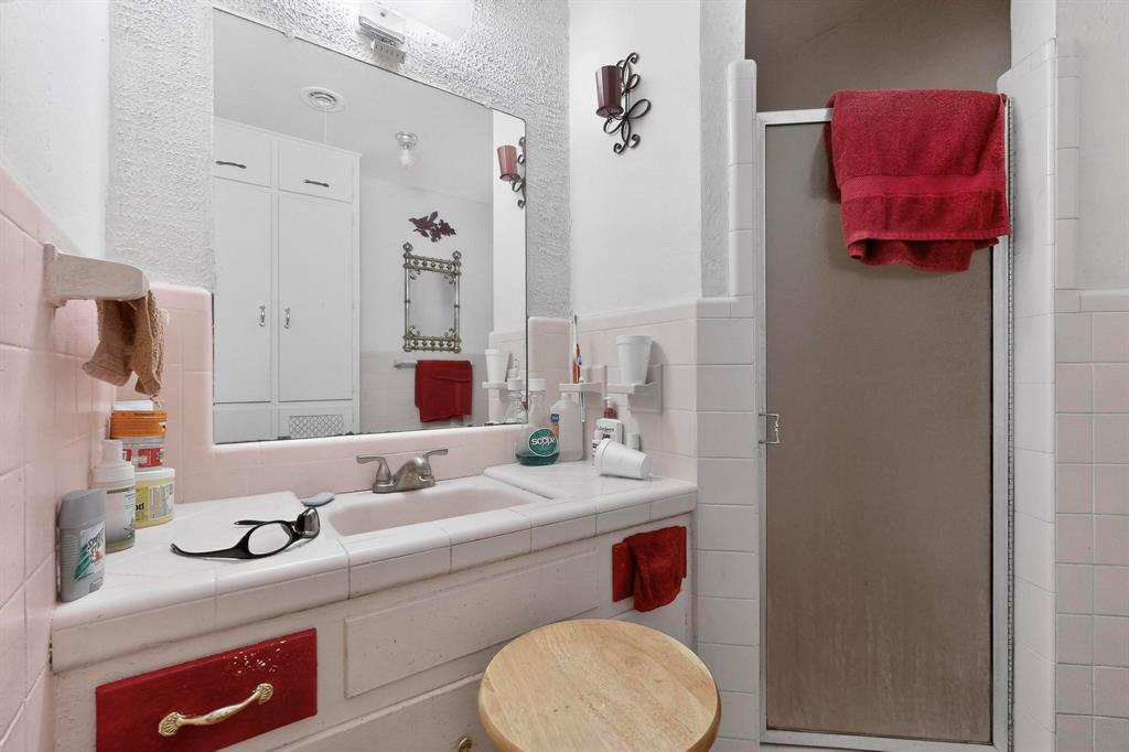 Glen Oaks Add Sec 06 - Residential