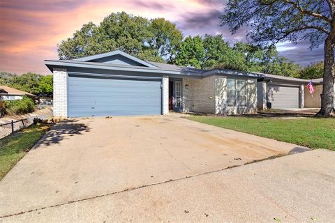 1122 Glen Creek Drive Mansfield TX 76063