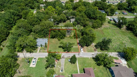 Photo of 119 Norris Street, Commerce, TX 75428 (MLS # 21005539)