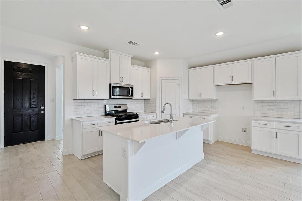 Anacapri Ph 1a - Residential Lease