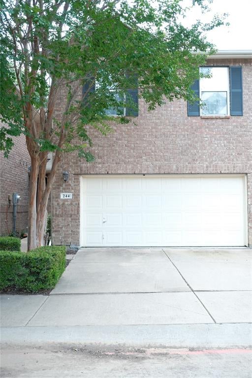 244 Turnberry Lane