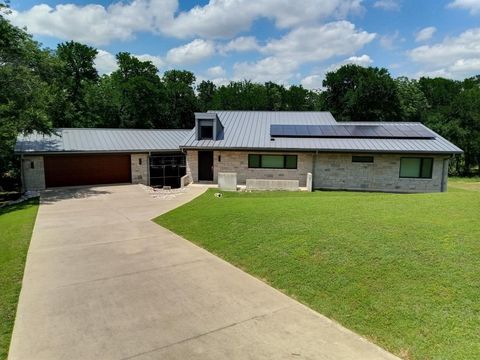 1621 Caddys Circle Garland TX 75043