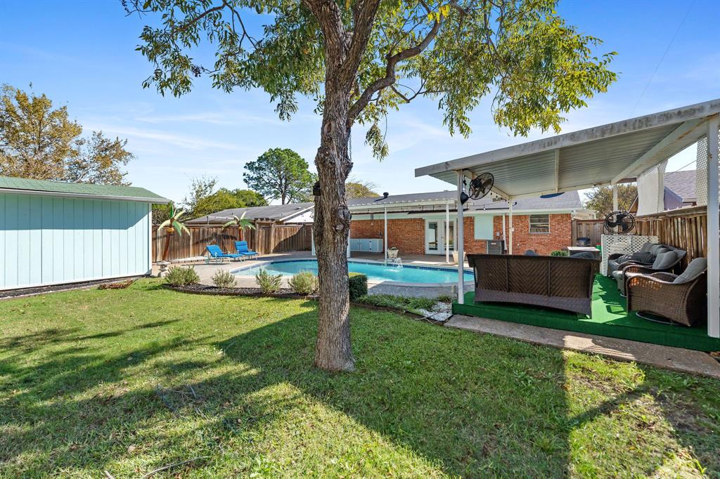 Freeway East Rev - Residential