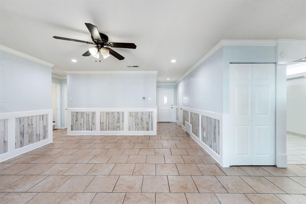 Freeway East Rev - Residential