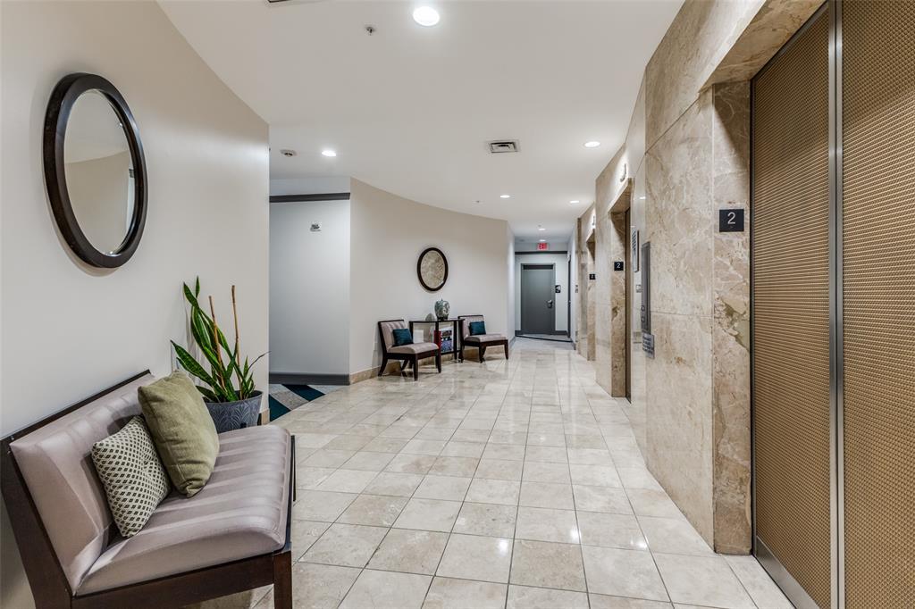 1505 Elm Street Condominiums - Residential