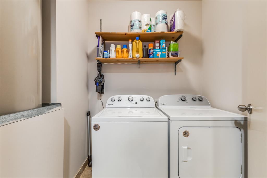 1505 Elm Street Condominiums - Residential