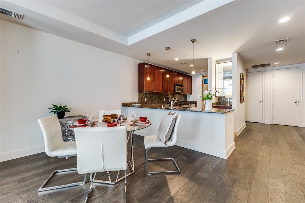 1505 Elm Street Condominiums - Residential