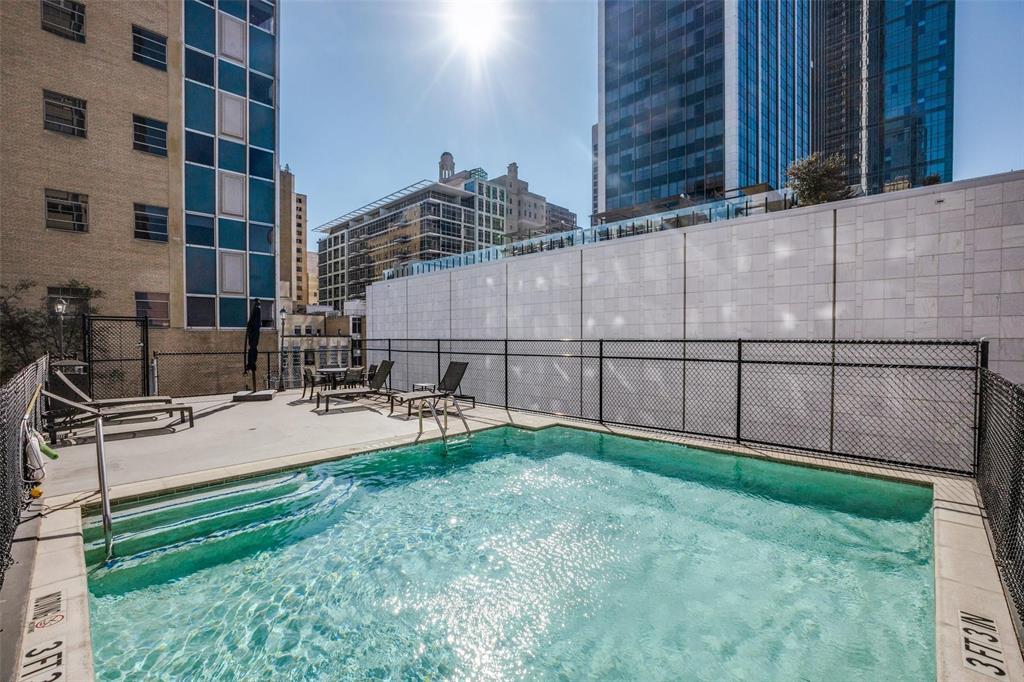 1505 Elm Street Condominiums - Residential