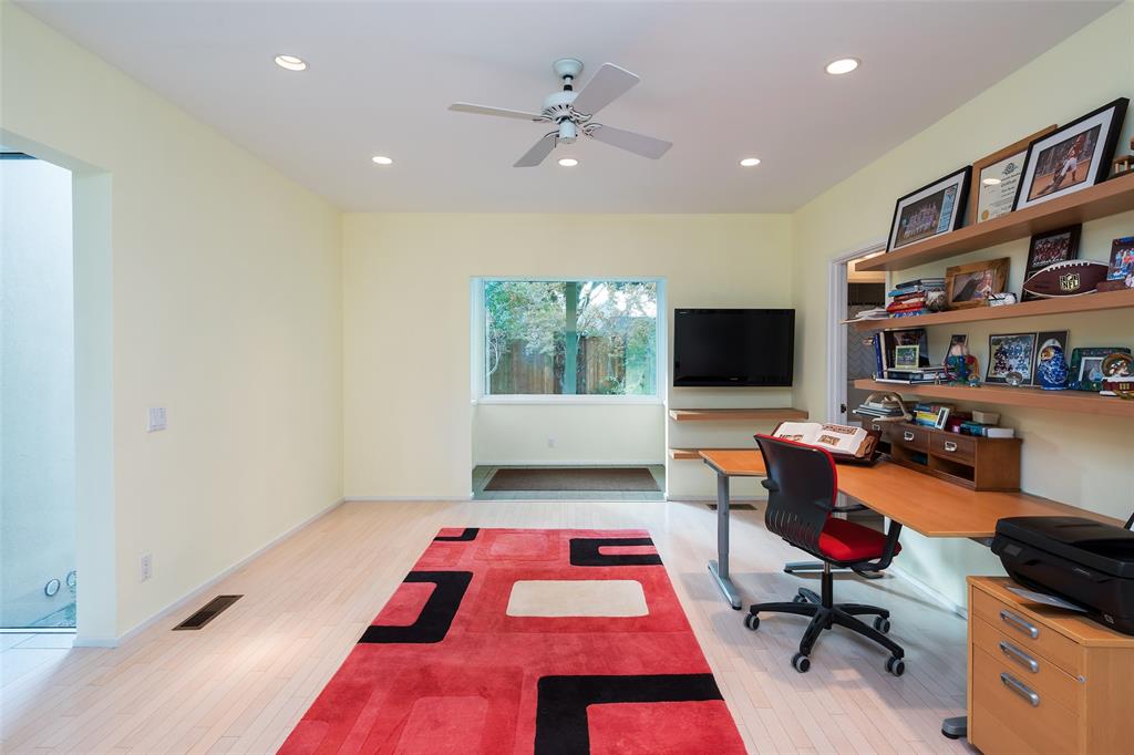 MIDWAY-NORTHWEST ESTATES - Residential