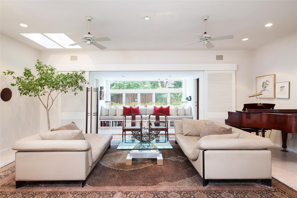 MIDWAY-NORTHWEST ESTATES - Residential