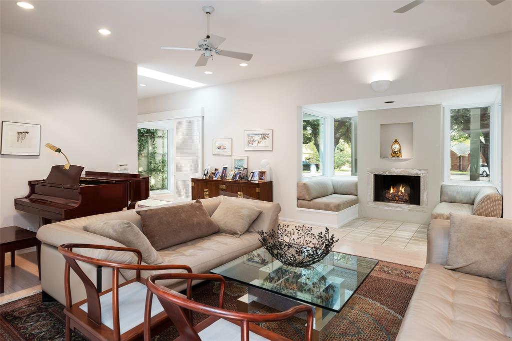 MIDWAY-NORTHWEST ESTATES - Residential