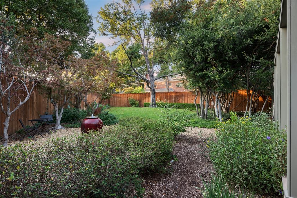 MIDWAY-NORTHWEST ESTATES - Residential