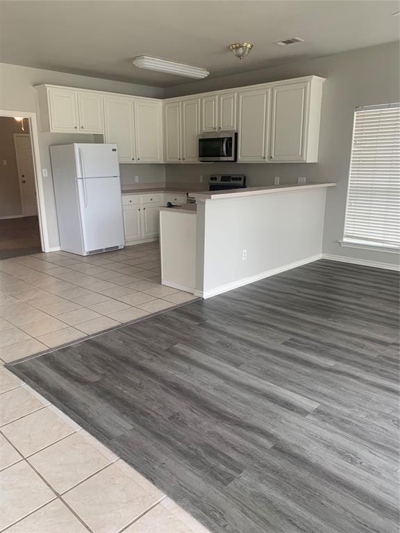 Hickory Hills Add - Residential Lease