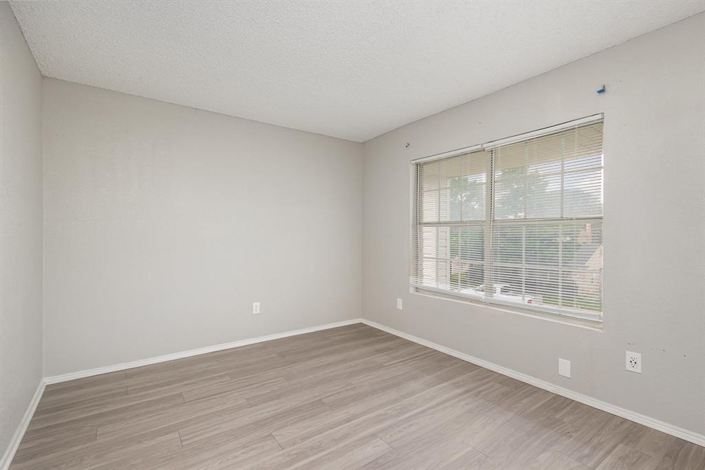 Heritage Square 04 Ph 02 - Residential