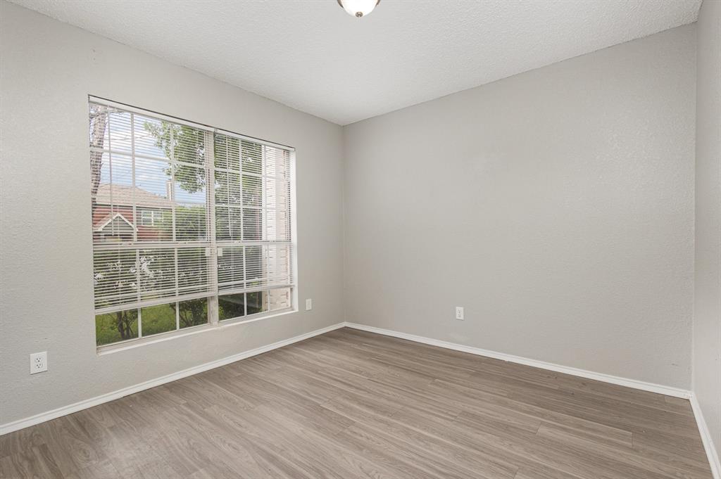 Heritage Square 04 Ph 02 - Residential