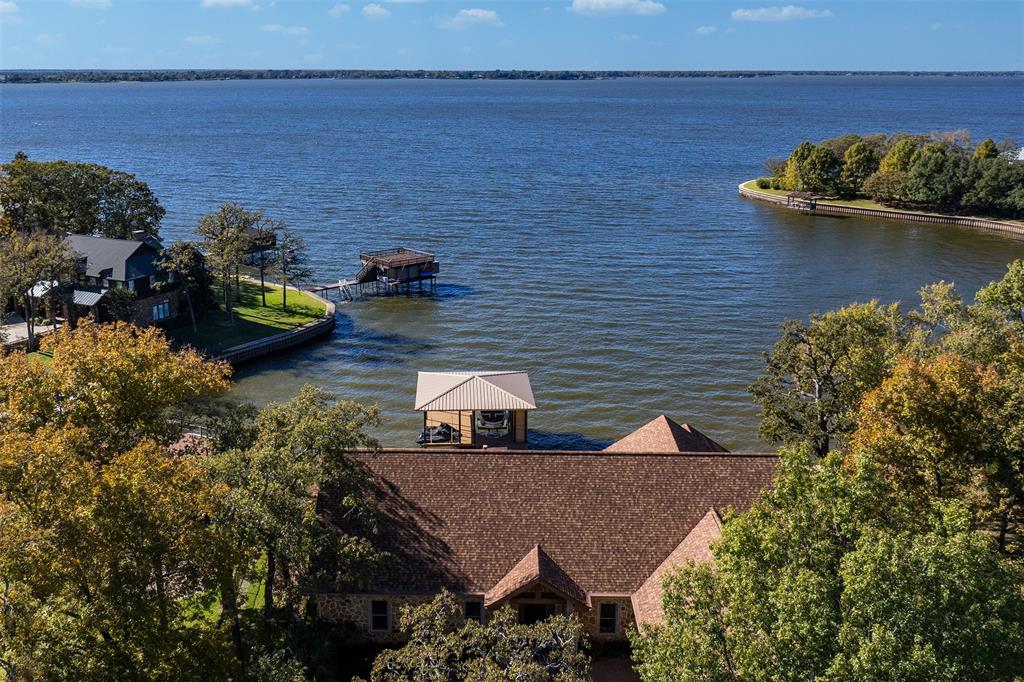 106 Windward Drive
