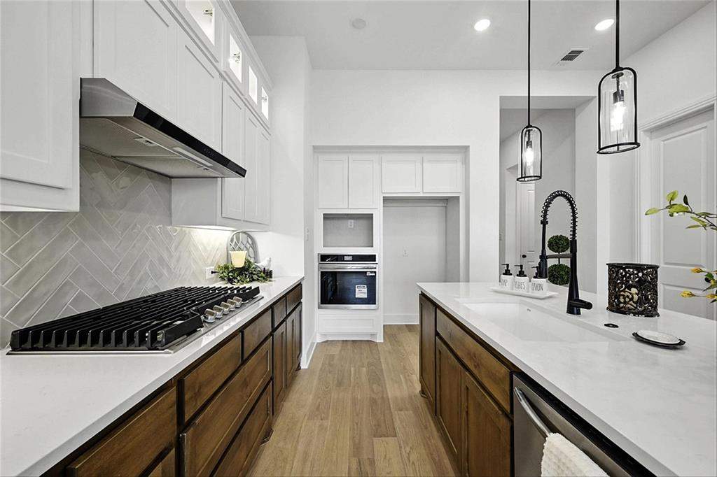 2815 Cedar Ridge