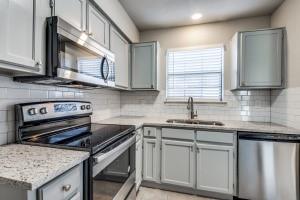 Warner Place - Residential Lease