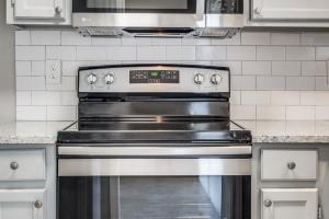 Warner Place - Residential Lease