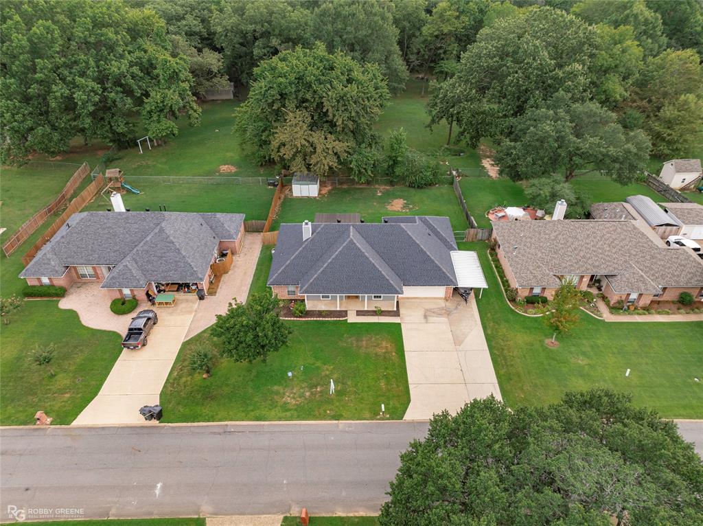 Benton, Louisiana 71006, United States, 4 Bedrooms Bedrooms, ,2 BathroomsBathrooms,Residential,Active,186746