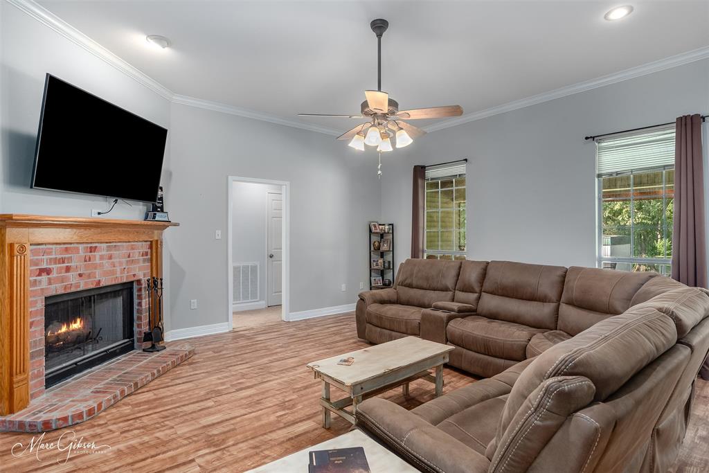 Benton, Louisiana 71006, United States, 4 Bedrooms Bedrooms, ,2 BathroomsBathrooms,Residential,Active,186746