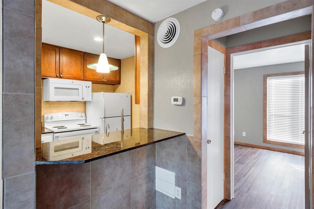 Richmond Square Condo - Residential Lease