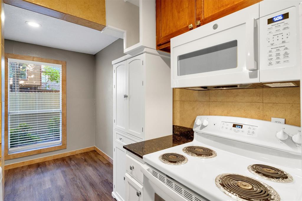 Richmond Square Condo - Residential Lease