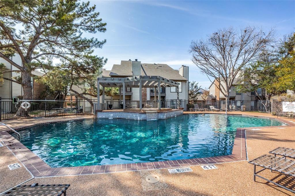 Pecan Square Condos Bldg Y - Residential