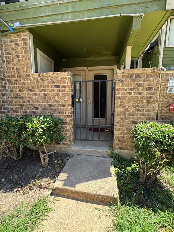 RICHLAND TRACE CONDOS - Residential