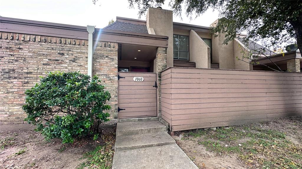 Park Lane Twnhms Ph 01 - Residential Lease