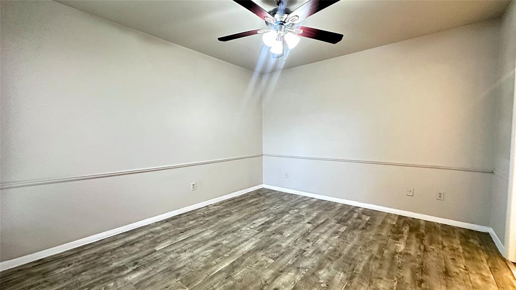 Park Lane Twnhms Ph 01 - Residential Lease